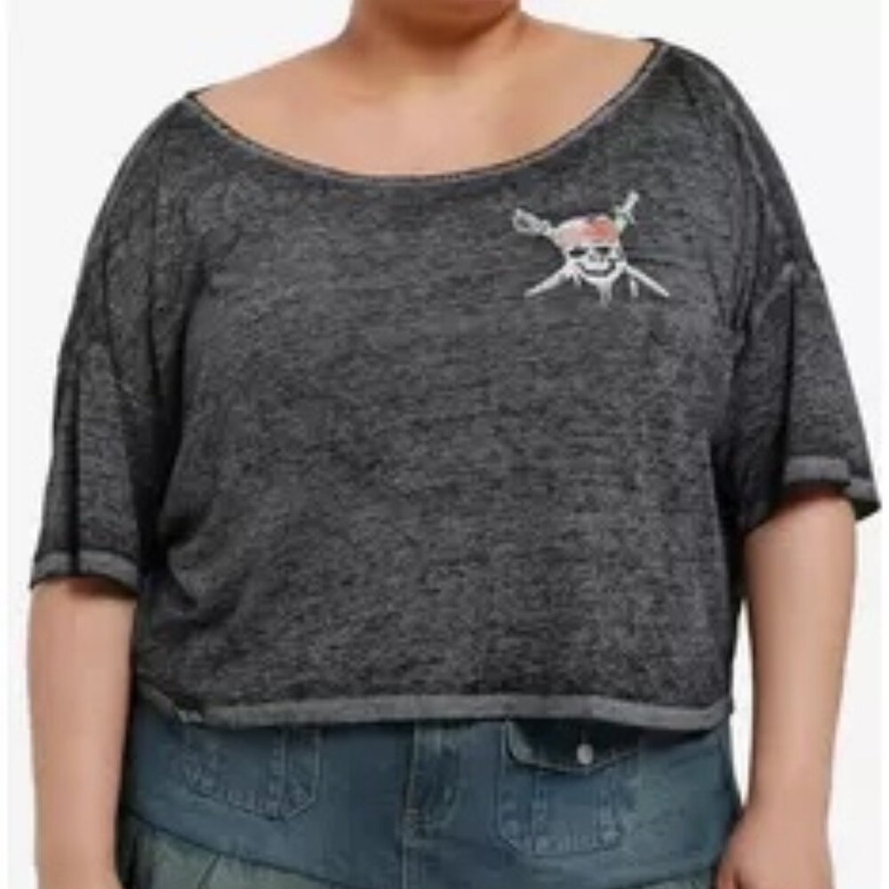 Her Universe Disney Pirates Of The Caribbean Tell No Tales Plus Size Crop Top - Picture 2 of 3